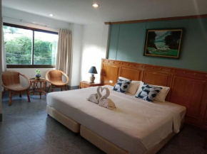 Leng Hotel